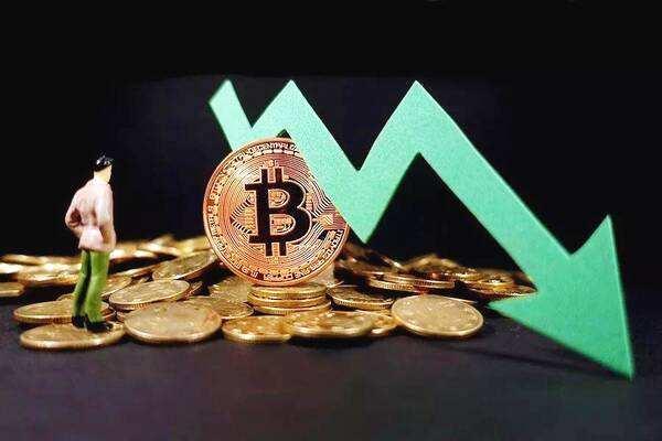 比特币价格会再次暴跌吗？深度解析与预测