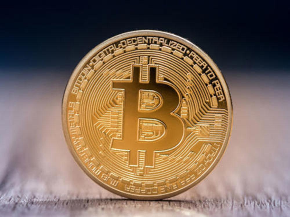 瑞银：富有客户正在从美元资产转向黄金和加密货币