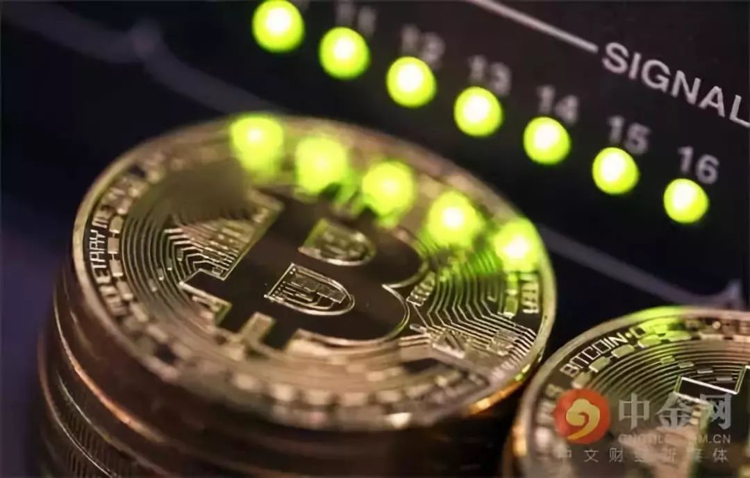 永远不要出售你的比特币--除非你是Willy Woo？Crypto X纯粹主义者攻击影响者寻求策略