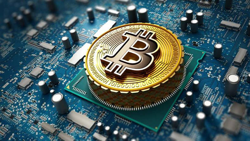 比特币飙升，交易所被破坏，特朗普签署稳定币法|每周回顾