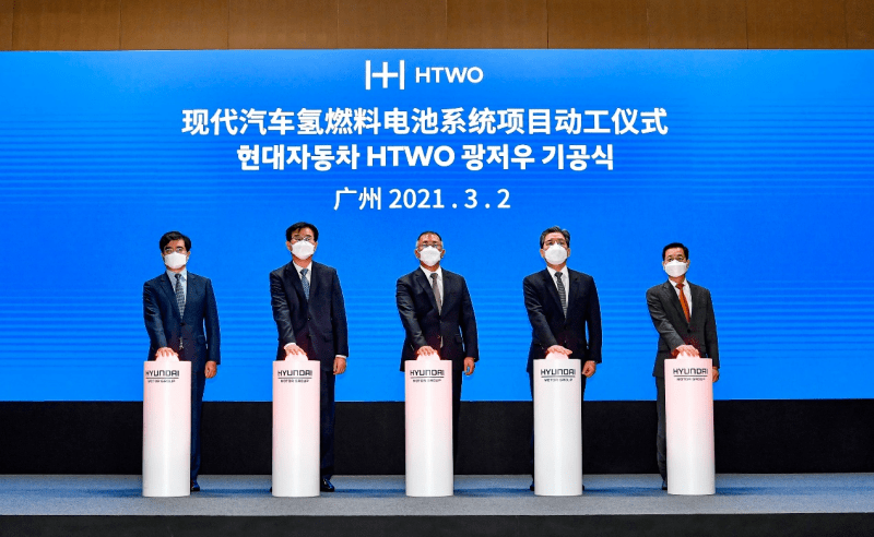 NextGen Coding公司打造全栈协同团队，设计师、工程师与测试人员的合力推进网站开发新纪元